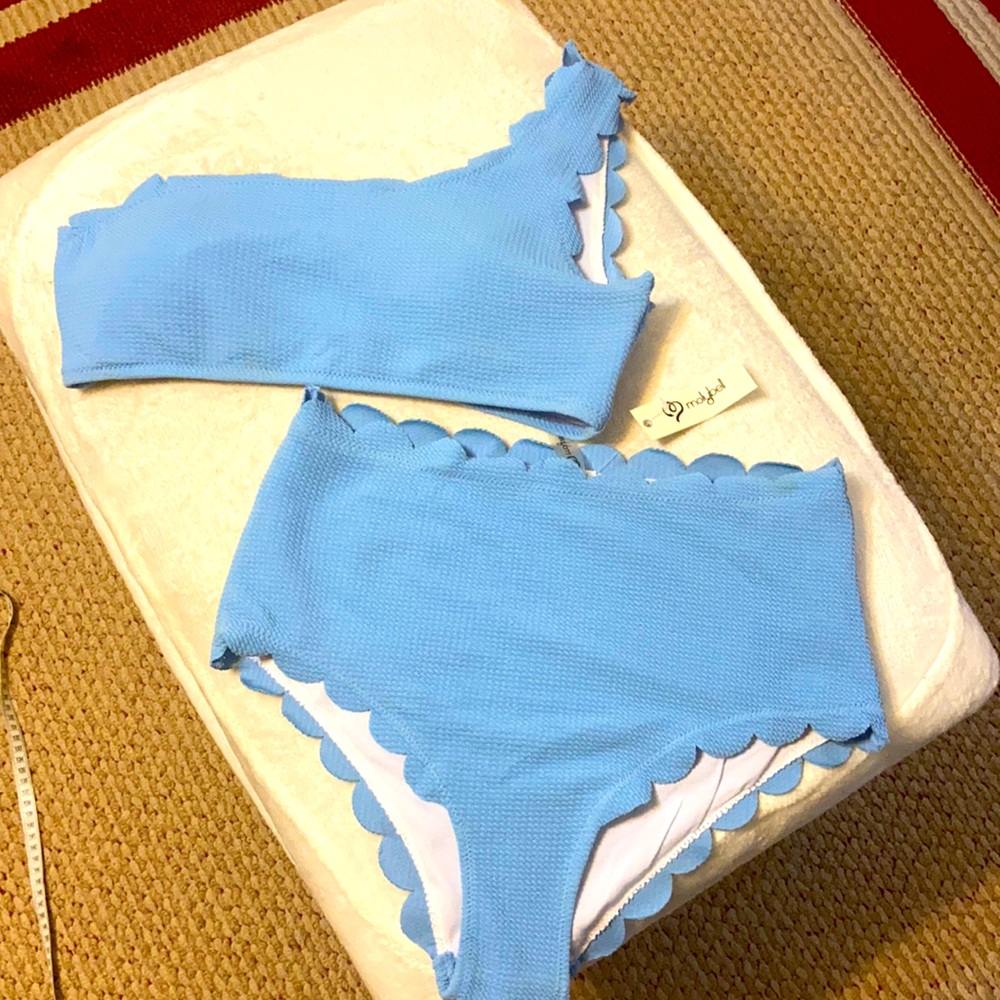 Two piece swim set.